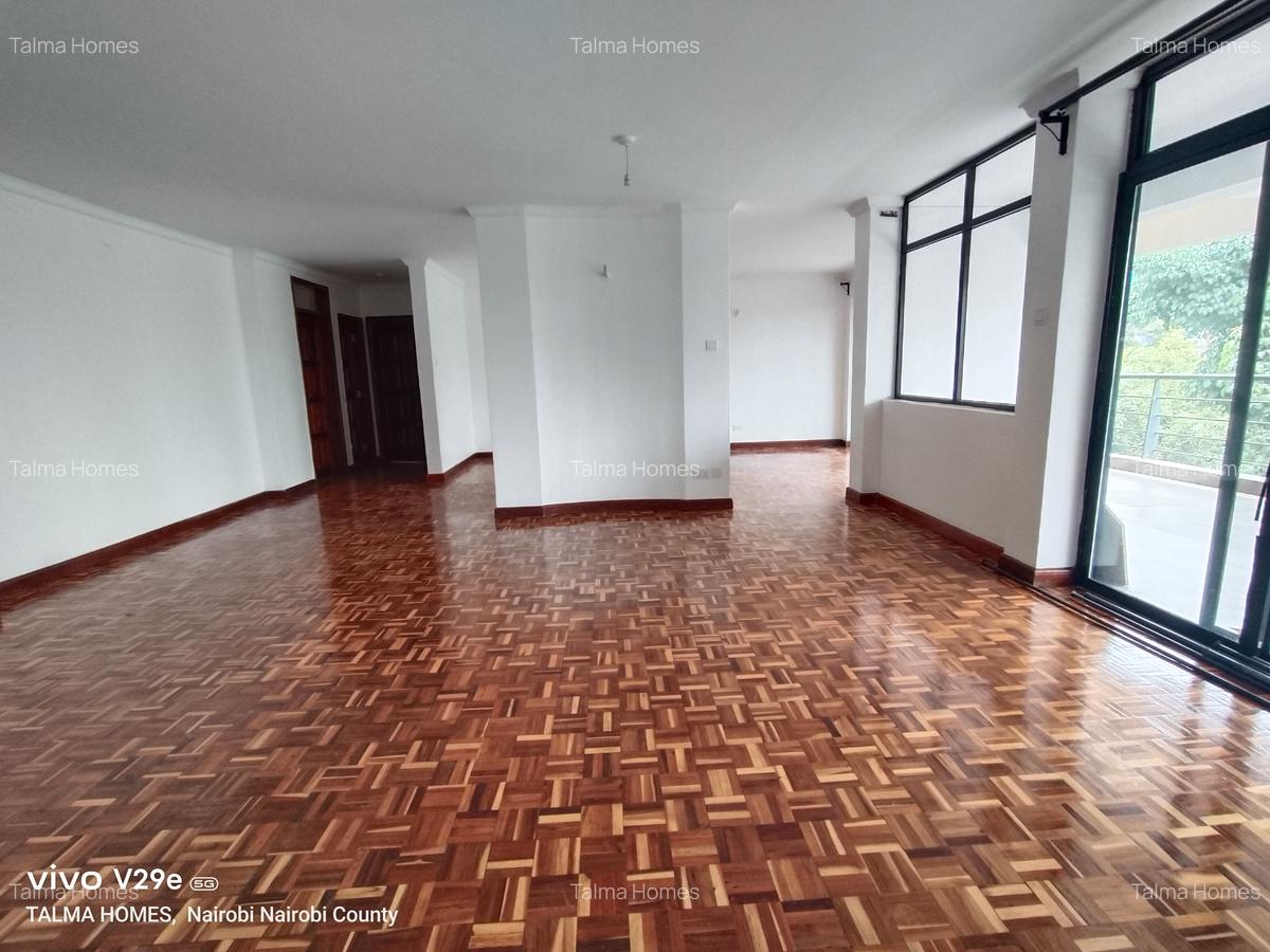 3 Bed Apartment with En Suite at Mpaka Road - 5