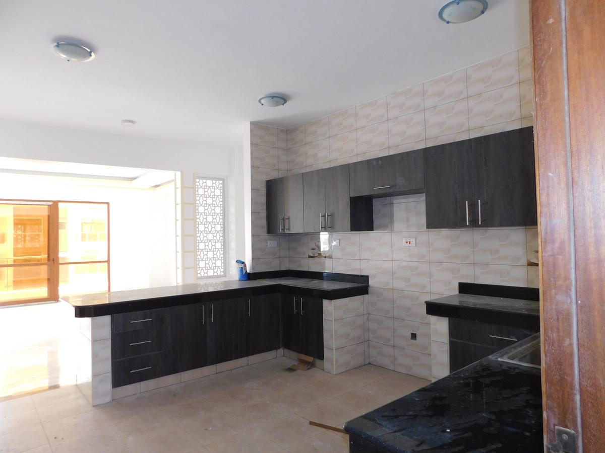 3 Bed Apartment with En Suite at Nyali - 12