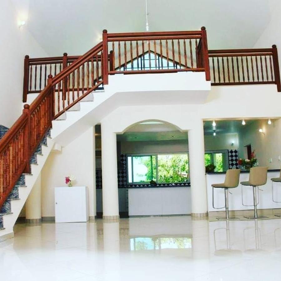 5 Bed Villa with En Suite in Vipingo - 3