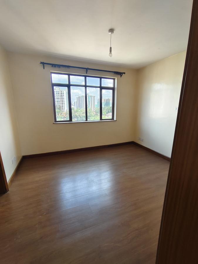 Serviced 5 Bed Apartment with En Suite in Kilimani - 14