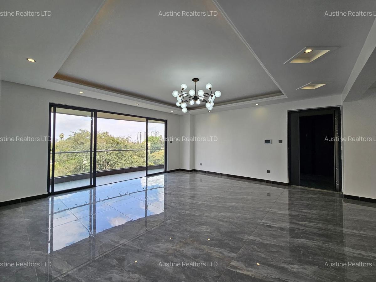 Serviced 4 Bed Apartment with En Suite at Othaya Road - 1