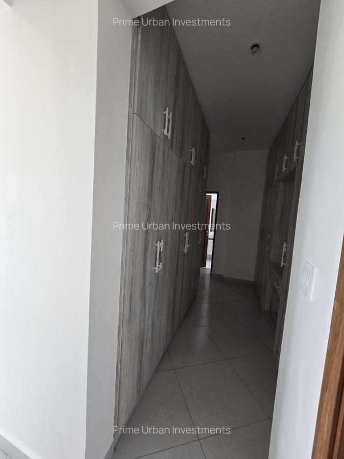 Serviced 4 Bed Apartment with En Suite in Nyali Area - 12