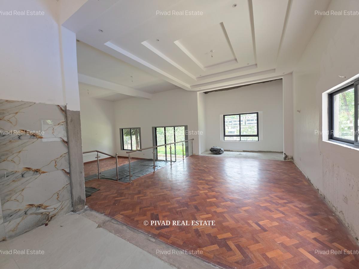 5 Bed House with Swimming Pool in Loresho - 2