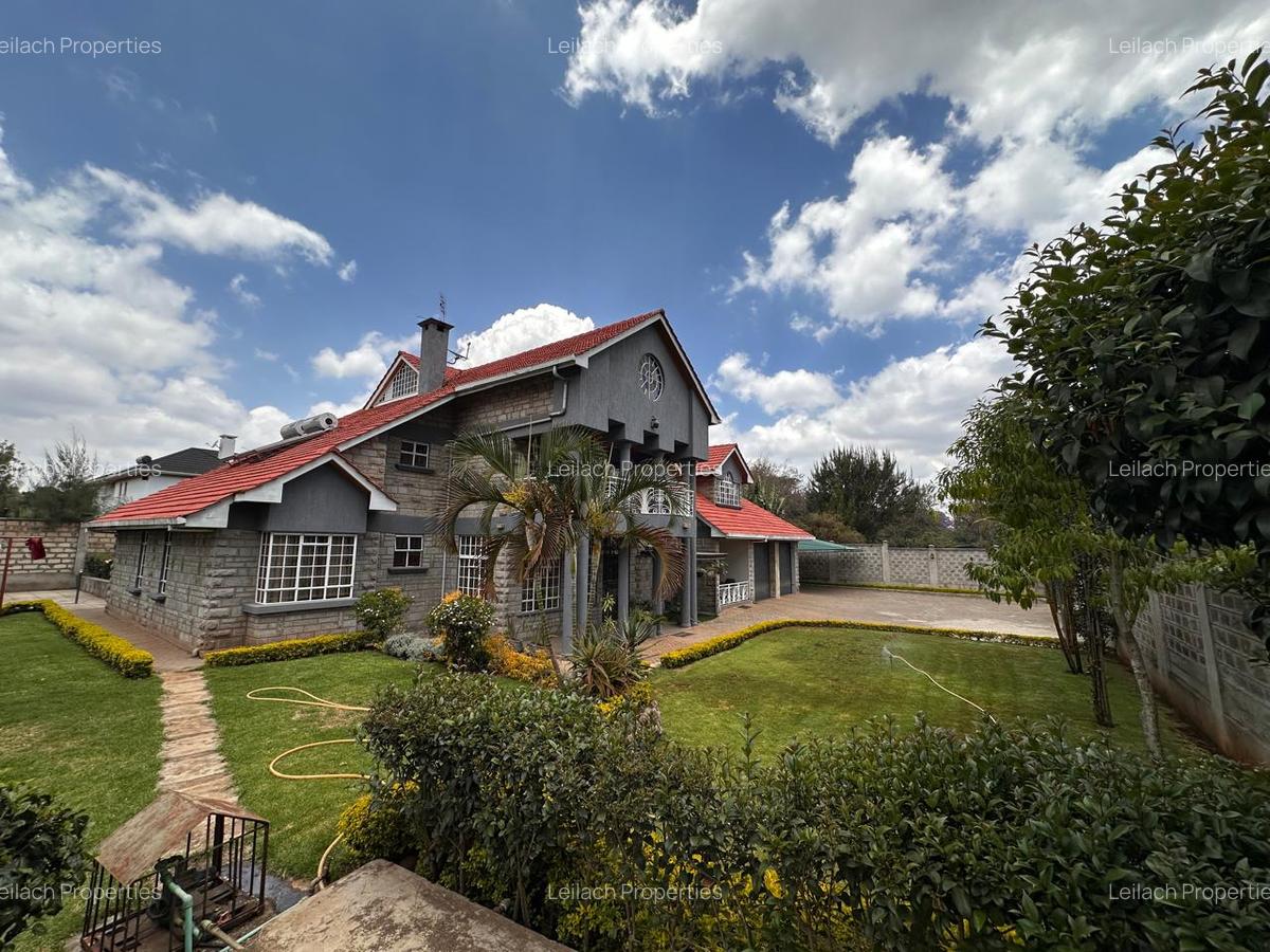 5 Bed House with En Suite in Karen - 3