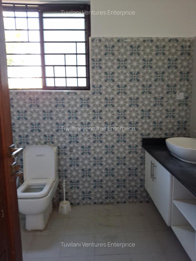 Serviced 3 Bed Apartment with En Suite at Nyali Mombasa - 13