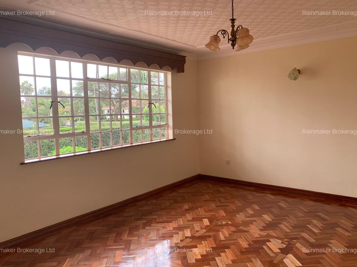 5 Bed House with En Suite at Baobab - 3