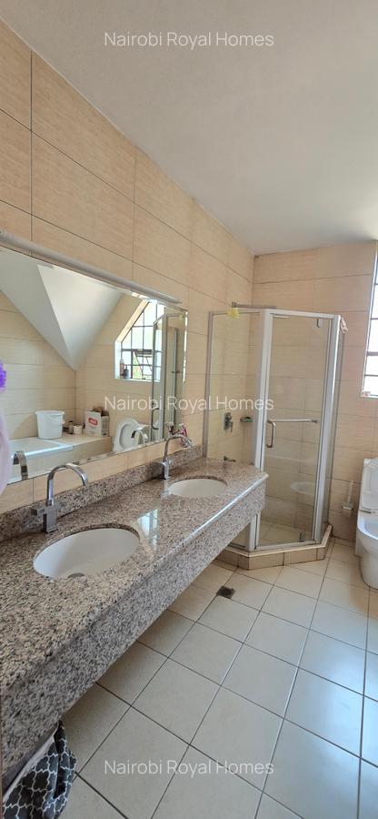 4 Bed Townhouse with En Suite at Chalbi Drive - 11