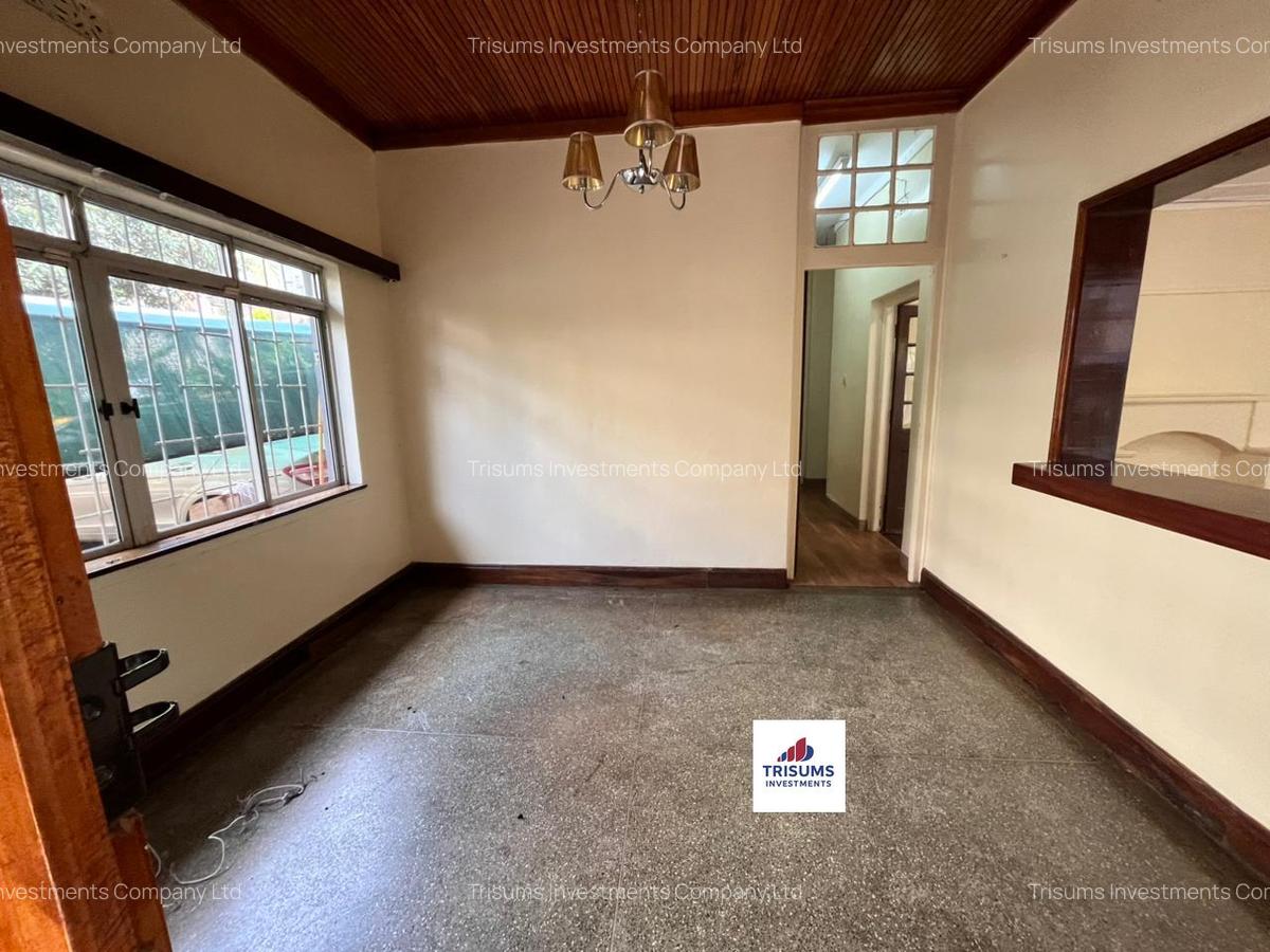 5 Bed Townhouse with En Suite at Prp7+494 - 9