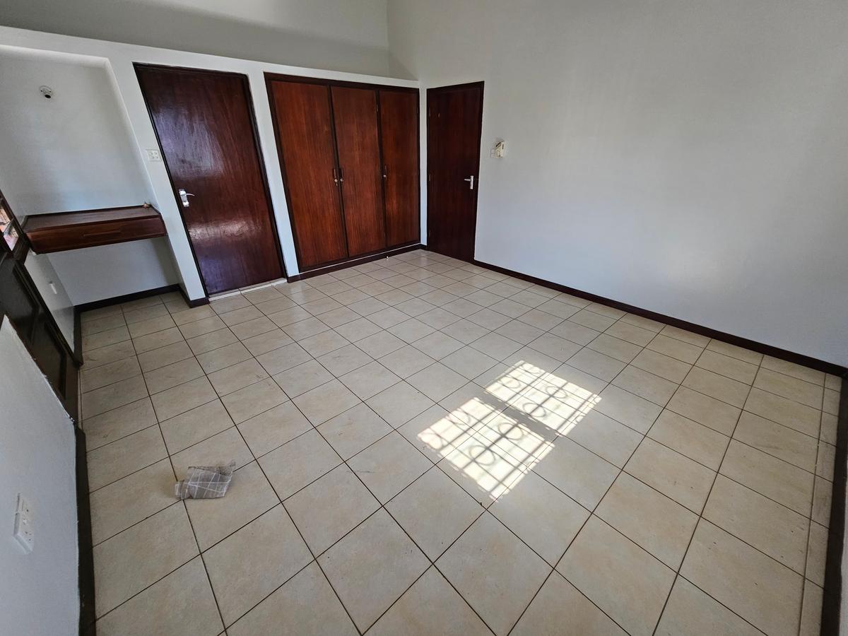 3 Bed House with En Suite in Nyali Area - 18