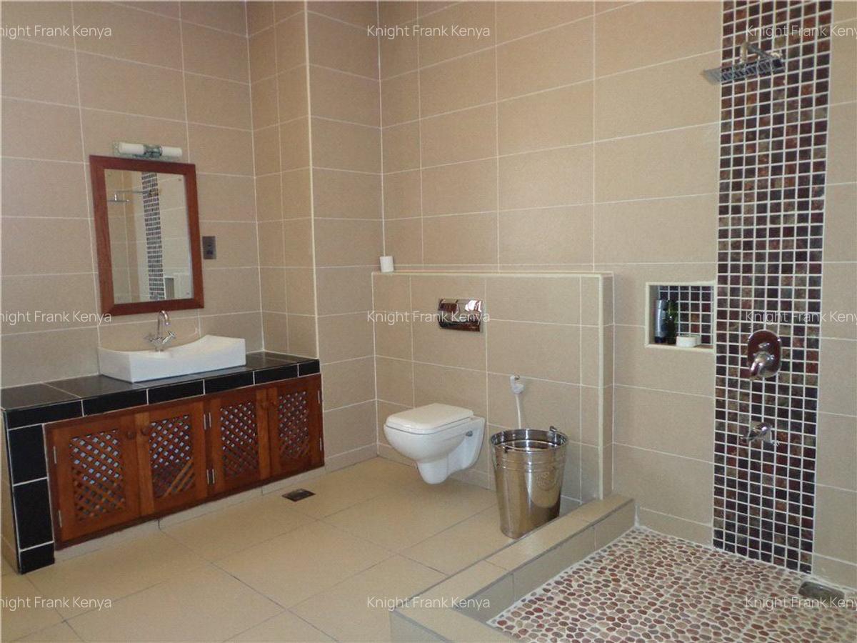 4 Bed House with En Suite at Vipingo - 6