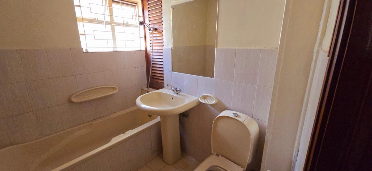 3 Bed Apartment with En Suite at Kileleshwa Road - 10