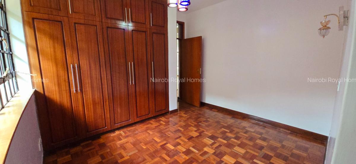 5 Bed Townhouse with En Suite at Kaputei Garden Estate - 19