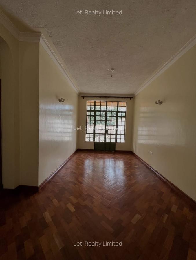 4 Bed Townhouse with En Suite in Lavington - 8