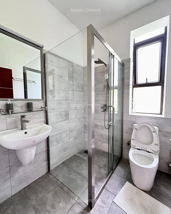 5 Bed Townhouse with En Suite at Karen - 6
