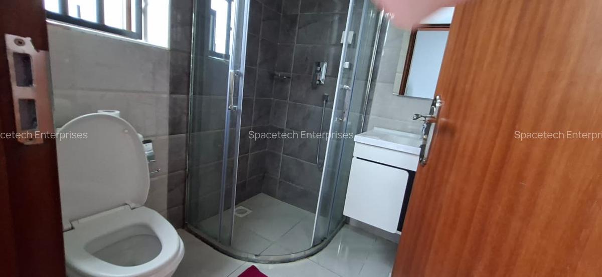 4 Bed Townhouse with En Suite in Runda - 18