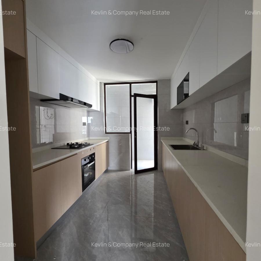 2 Bed Apartment with Swimming Pool in Riverside - 10