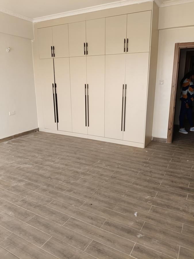 Serviced 5 Bed Apartment with En Suite at Parklands Avenue 3- Limuru Road - 2