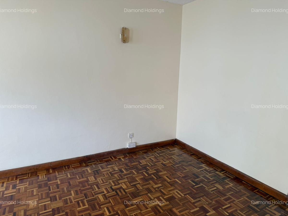 3 Bed Townhouse with En Suite at Parklands - 9