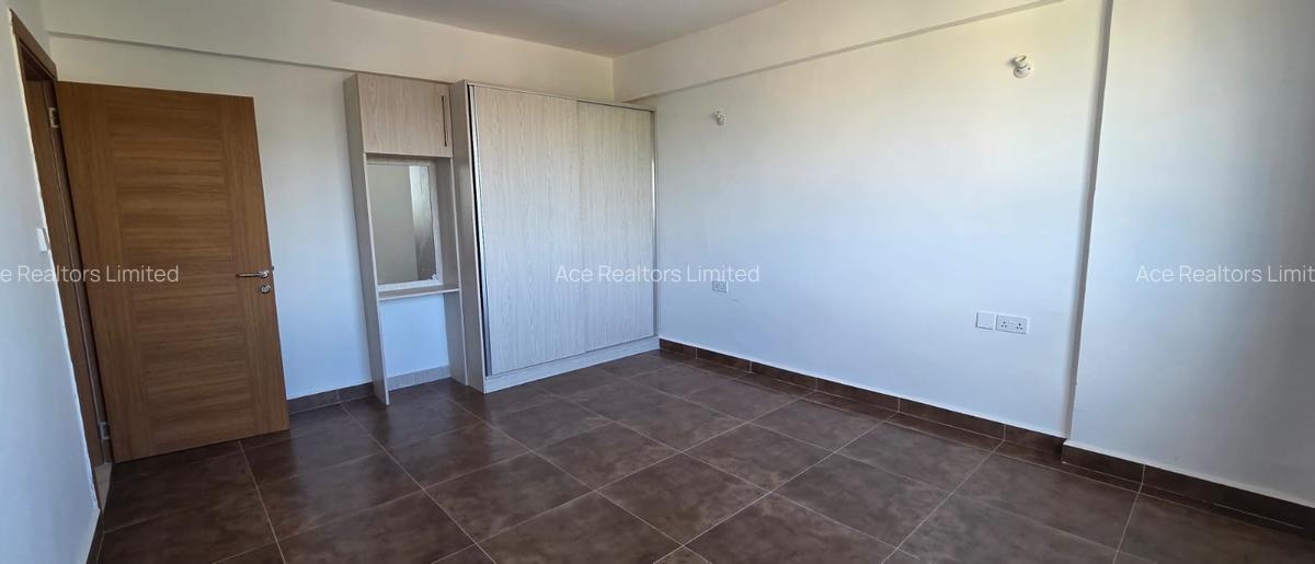 3 Bed Apartment with En Suite at Westlands - 5