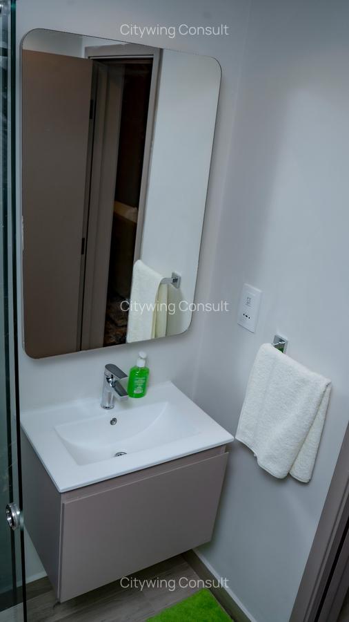 Serviced 2 Bed Apartment with En Suite at Red Hill Road - 6