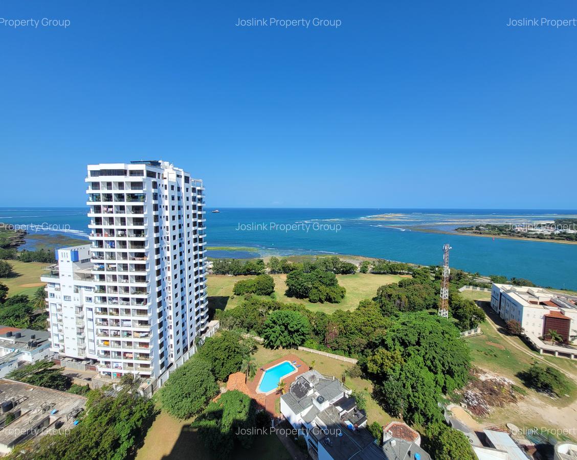 Serviced 3 Bed Apartment with En Suite in Kizingo - 2