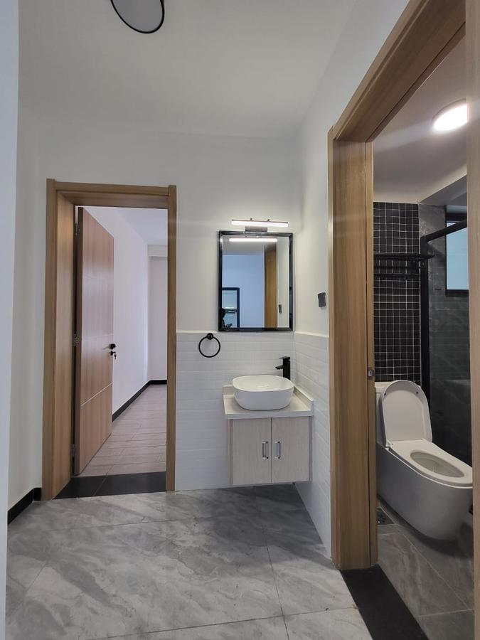 2 Bed Apartment with Swimming Pool in Kilimani - 12