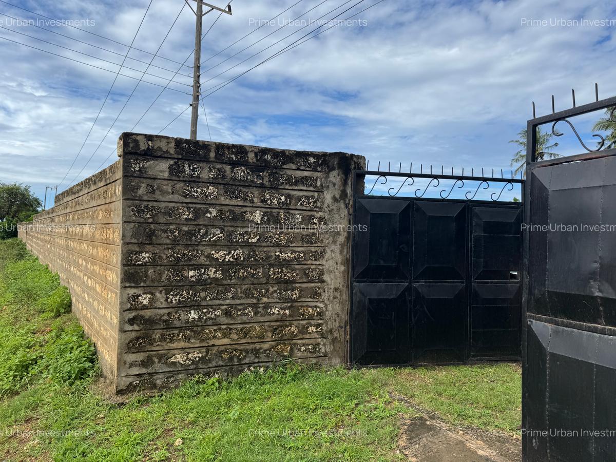 Land in Kikambala - 8