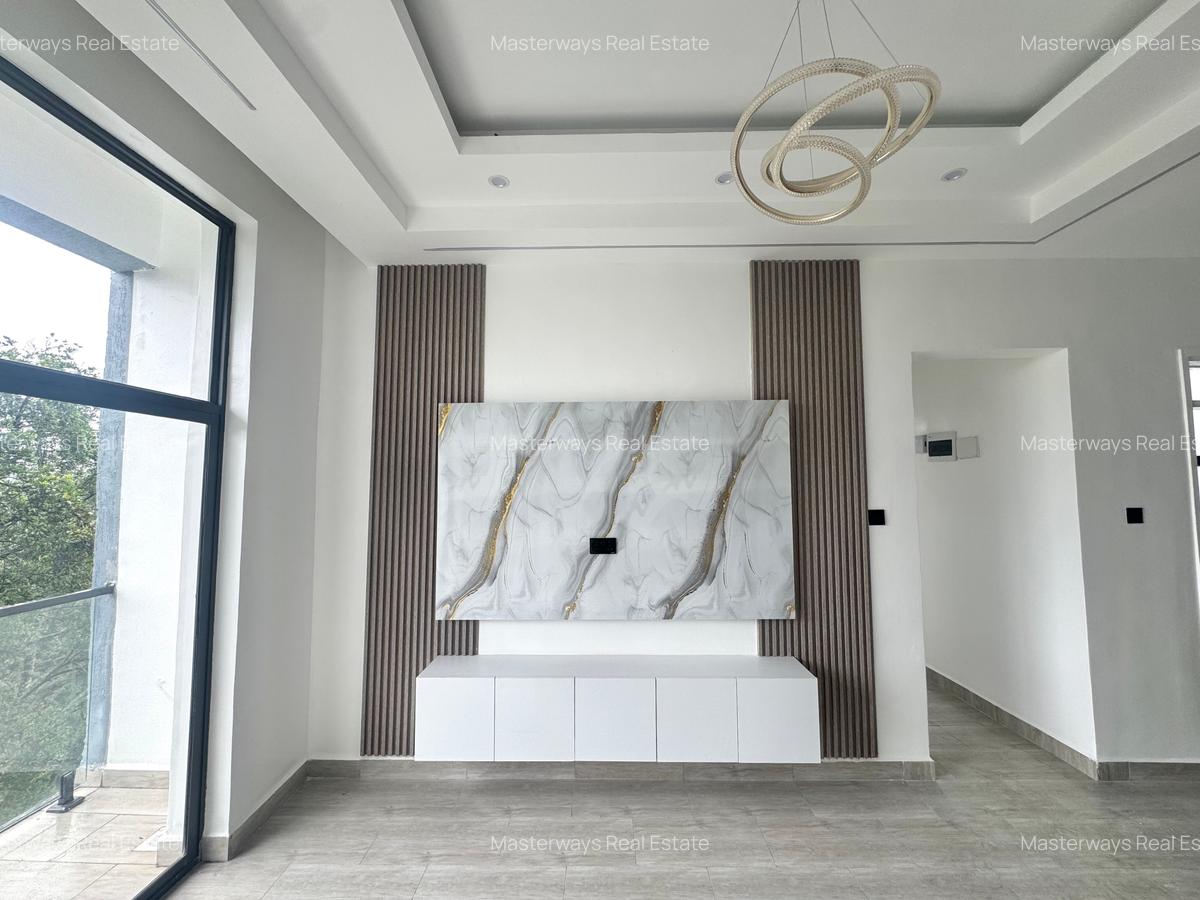 2 Bed Apartment with En Suite in Kitisuru - 2