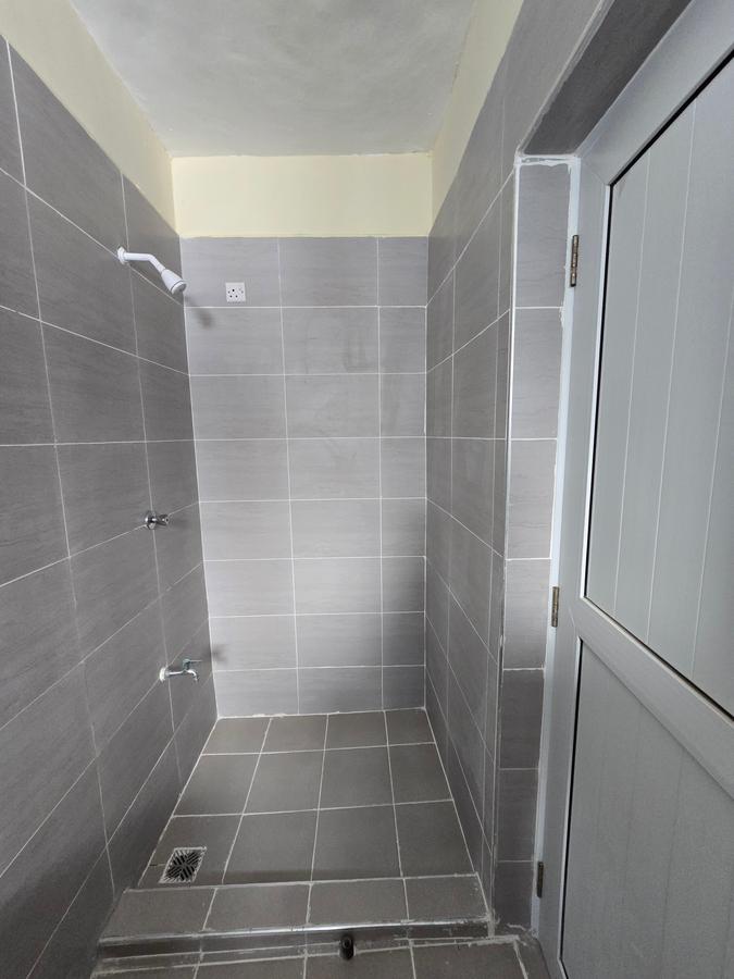 2 Bed Apartment with En Suite in Mtwapa - 13