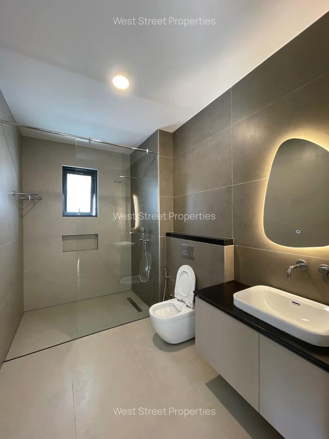 4 Bed Townhouse with En Suite at Langata - 6