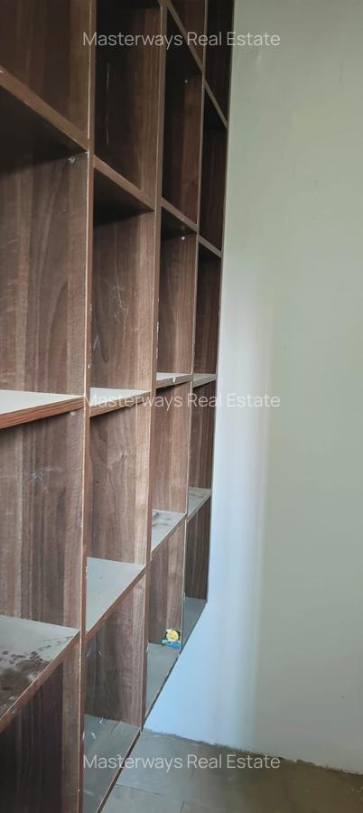 2,432 ft² Warehouse with Service Charge Included in Kamakis - 8