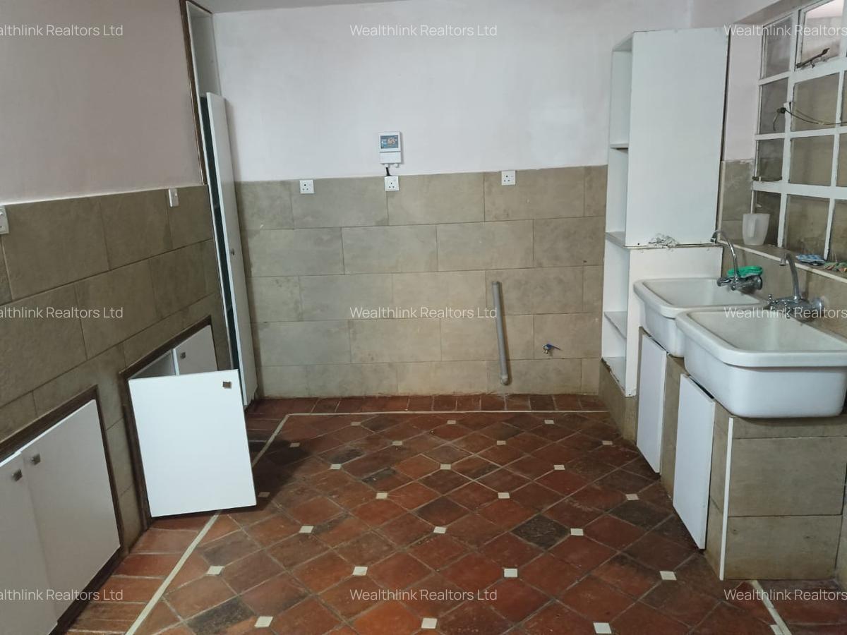 4 Bed House with En Suite at Runda - 16