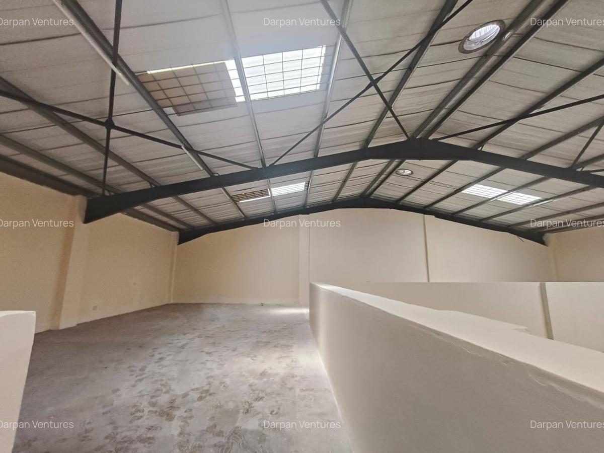 5,940 ft² Warehouse with Service Charge Included in Ruaraka - 6