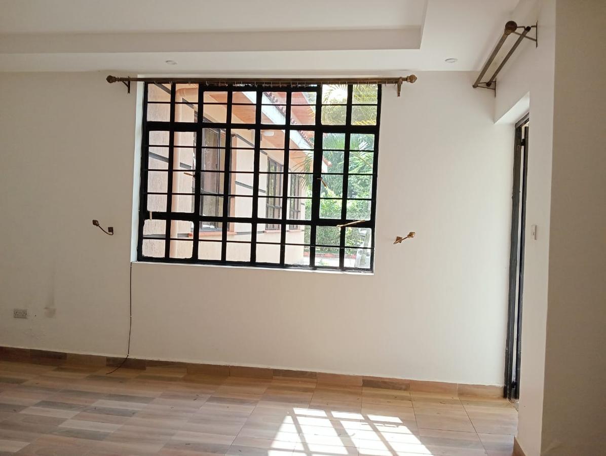 2 Bed House with Garden in Runda - 4