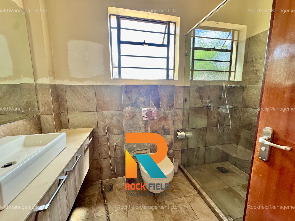 5 Bed Townhouse with En Suite in Lower Kabete - 19