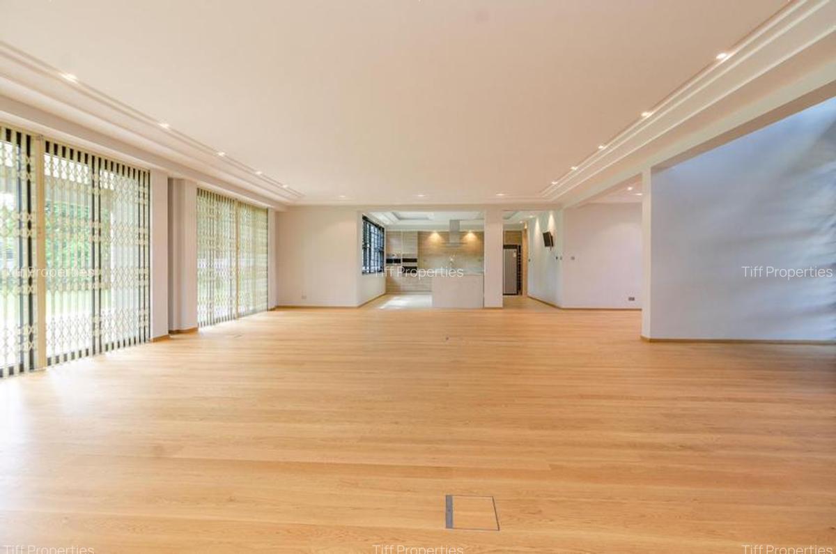 5 Bed House in Runda - 4