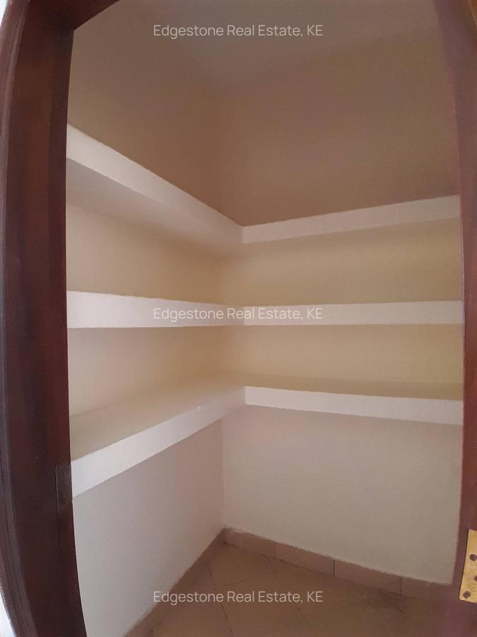 2 Bed Apartment with En Suite in Mtwapa - 9