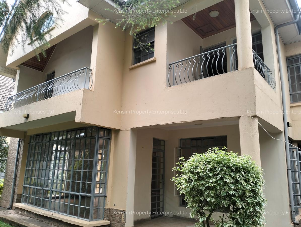5 Bed Townhouse with En Suite in Lavington - 1