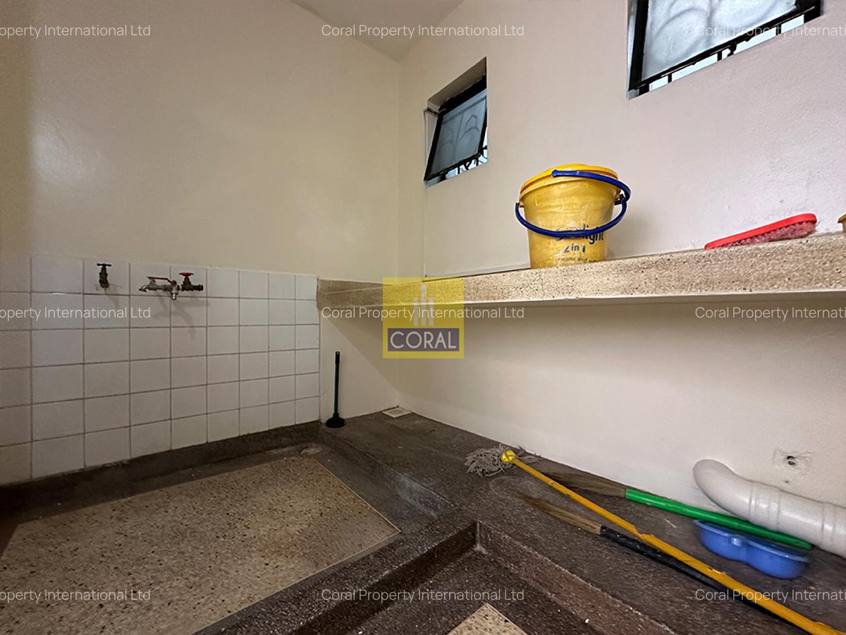 3 Bed Apartment in Parklands - 8