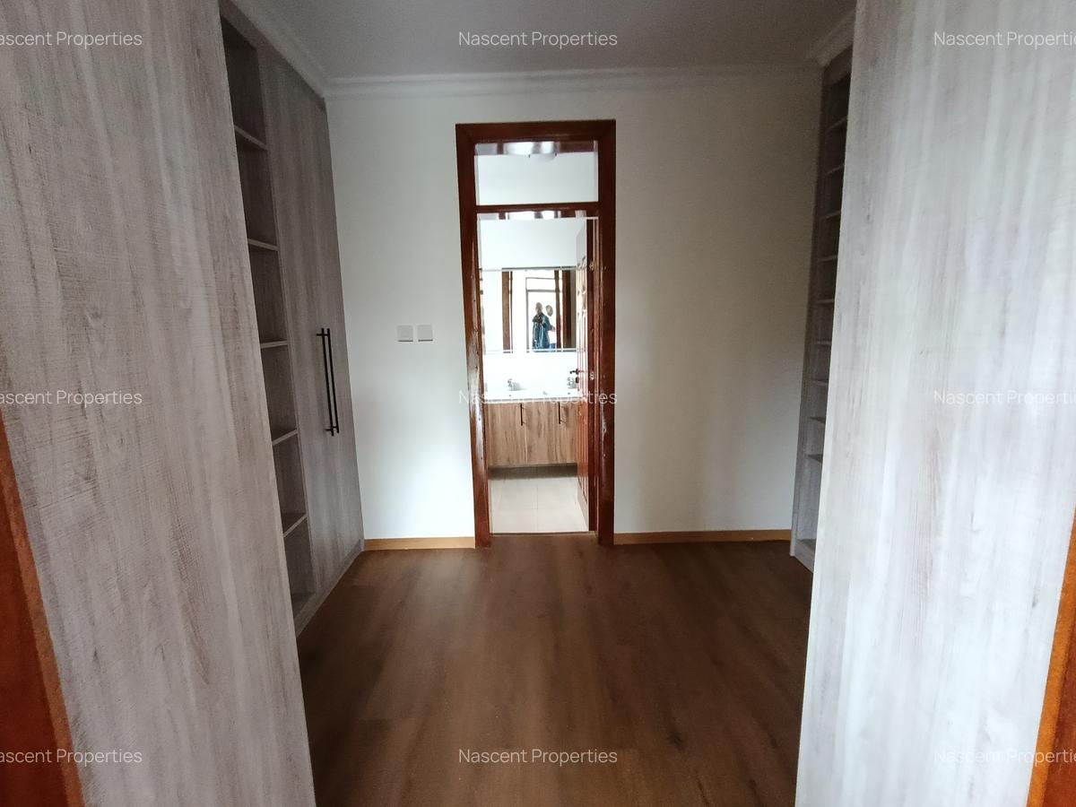 5 Bed House with En Suite in Kitisuru - 16