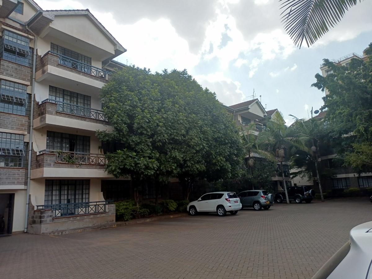 3 Bed Apartment with Borehole in Kilimani - 1
