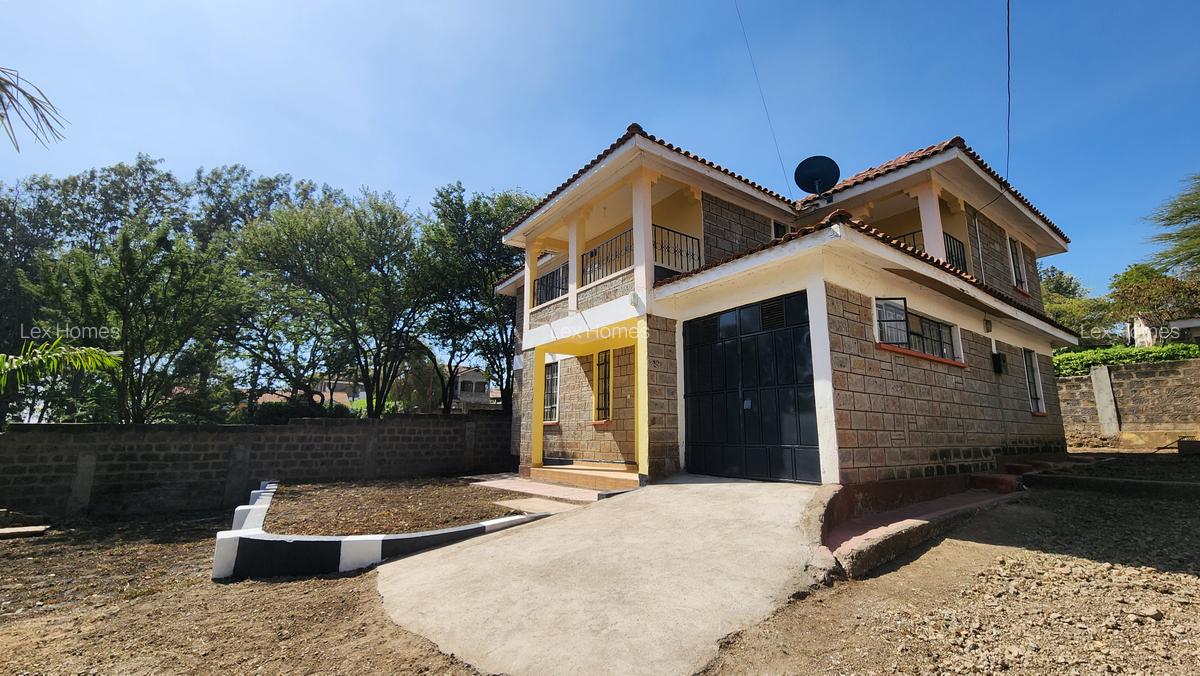 4 Bed House with En Suite at Rimpa Road - 1
