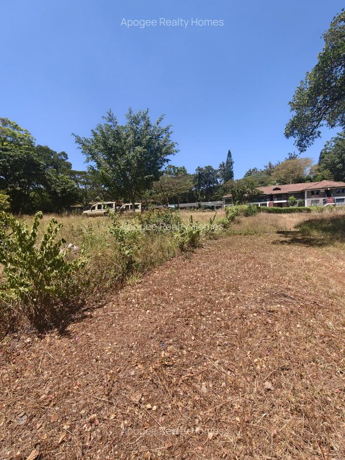 0.5 ac Residential Land at Ridgeways - 5