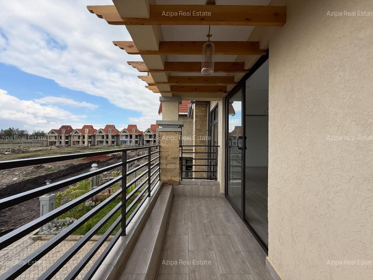 4 Bed Townhouse with En Suite at Namanga Road - 2