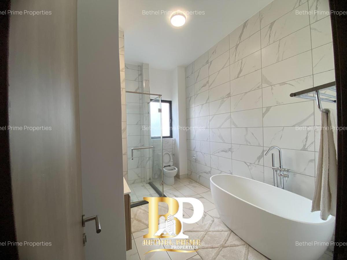 Furnished 3 Bed Apartment with En Suite in Rosslyn - 12