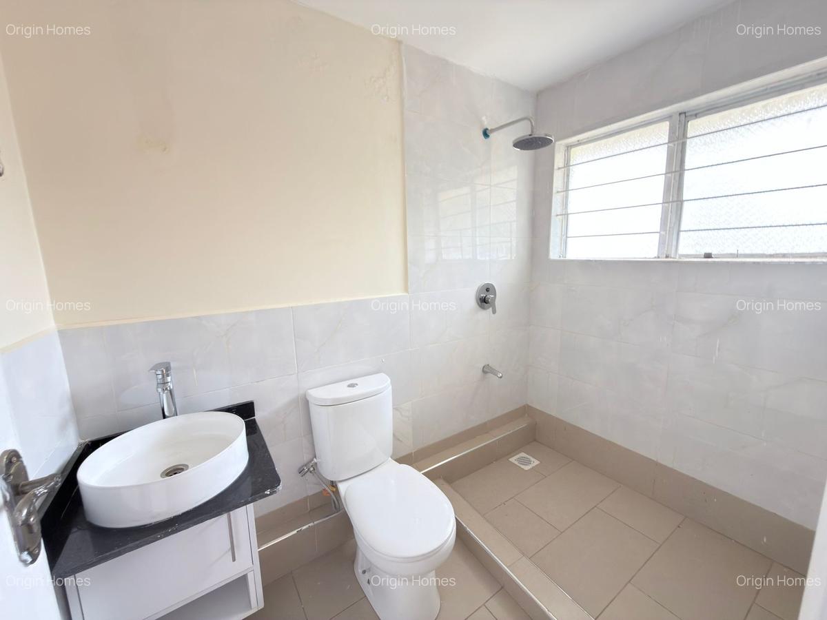 4 Bed Townhouse with En Suite at Westlands - 12