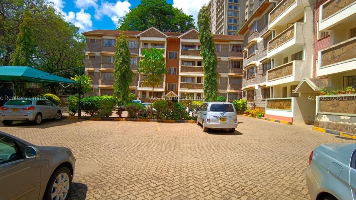 3 Bed Apartment with En Suite at Westlands Avenue - 7
