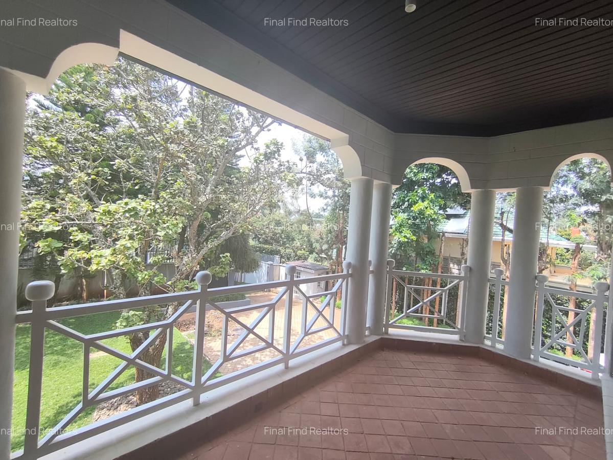 5 Bed House with En Suite in Runda - 5