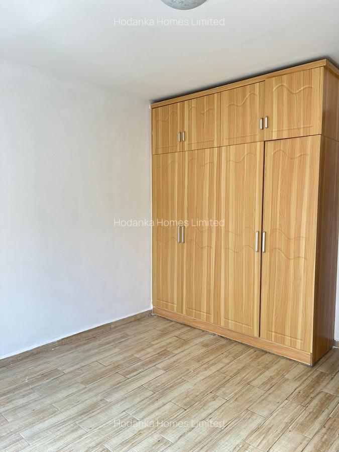 Serviced 2 Bed Apartment with En Suite in Kilimani - 12