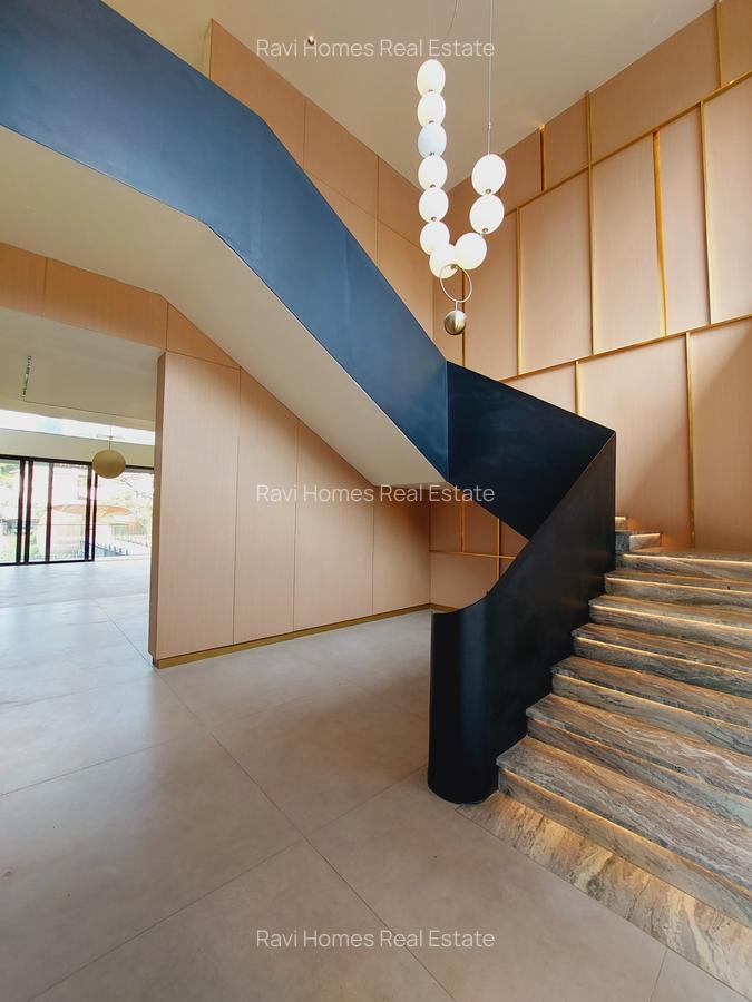 5 Bed Apartment with En Suite in Westlands Area - 8